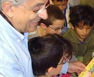 Conferencia, "Cuentos populares, maravillosamente incorrectos"