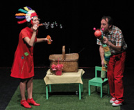 Ayer merendamos en la luna